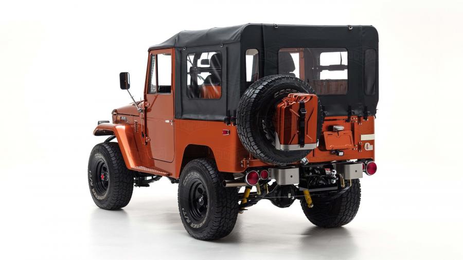 Toyota Land Cruiser (FJ40) 1972 года  (фото 6 из 49)